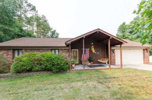 1421 Whispering Hills Trail