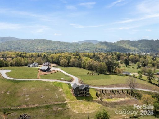 201 Thistle Ridge Court 15