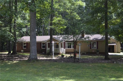 7526 Deer Track Drive