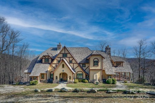 628 Rock Ledge Lane