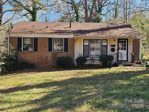 901 Cunningham Drive