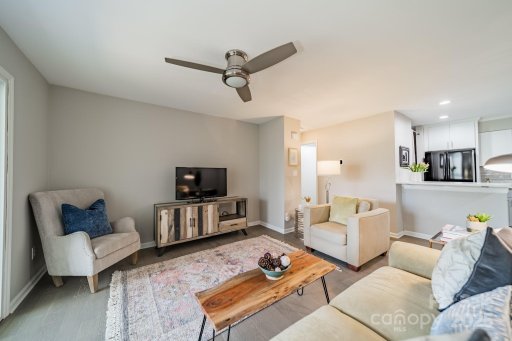 1001 Churchill Downs Court A