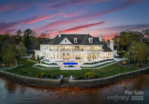 8228 Bay Pointe Drive