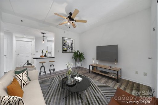 211 Heritage Boulevard 301