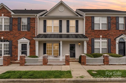 1720 Chamberside Drive