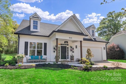 835 Ryans Place