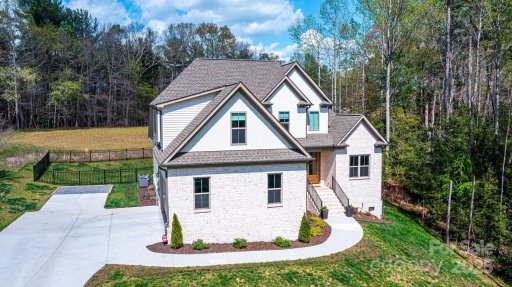 112 Whitman Court 275