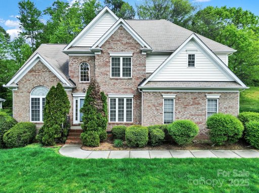 7935 Harrington Woods Road