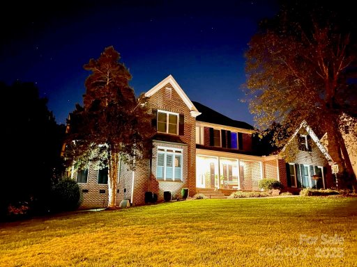 1901 Benjamin Drive