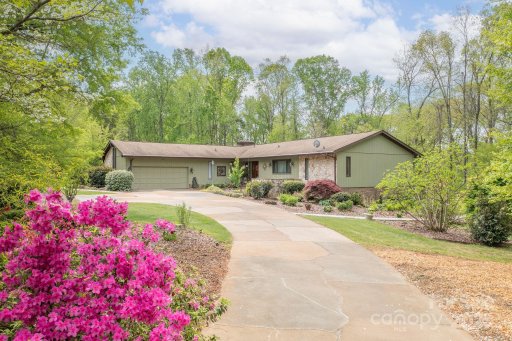 78 Scalybark Trail