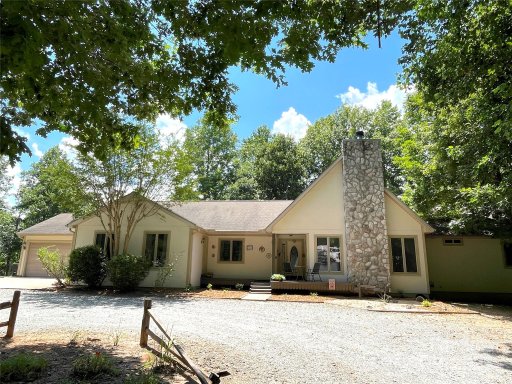 3670 Maple Creek Road