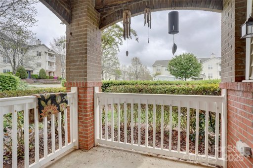 16746 Amberside Road