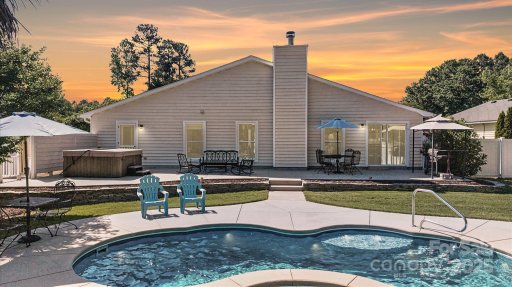 7018 Huntsmaster Drive