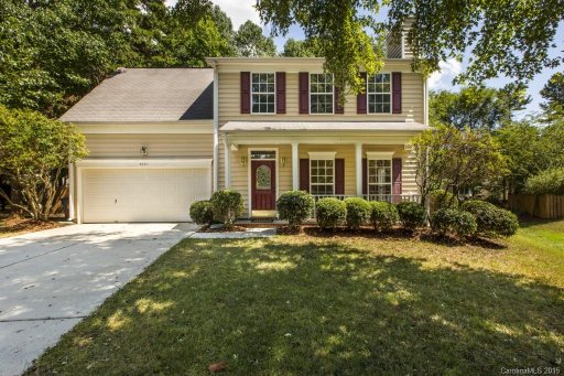 8646 Common Oak Lane