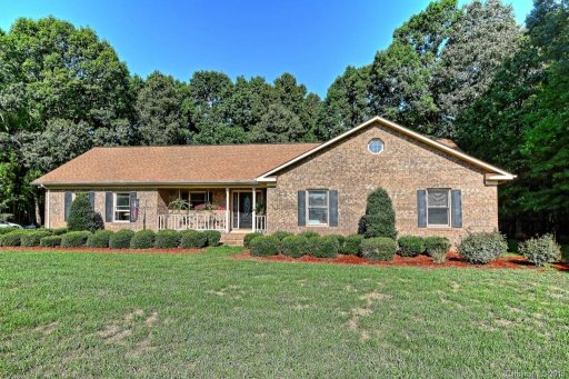 2805 Cedar Trail Lane