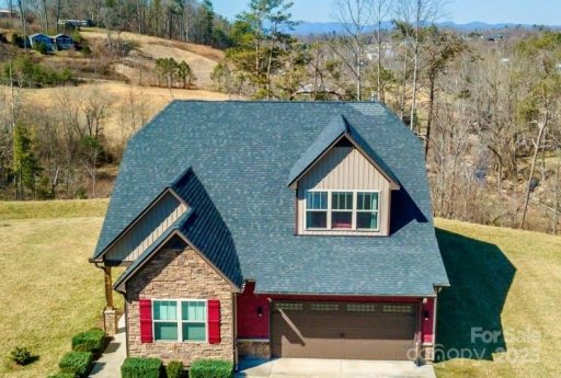 34 Checkerberry Court