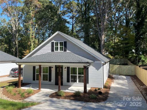 404 N Peterson Street