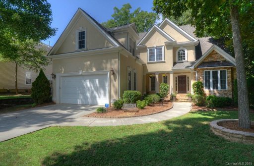 15807 Pineknoll Lane