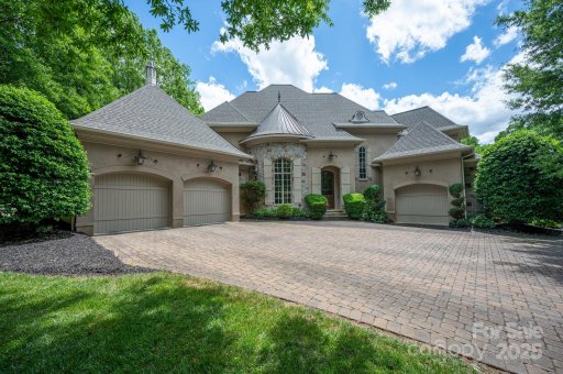 8601 Trethorne Court