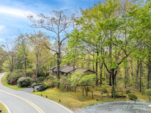 432 Dogwood Trail