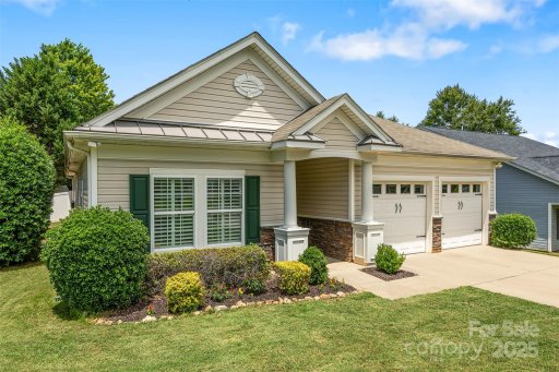 611 Tee Ridge Court
