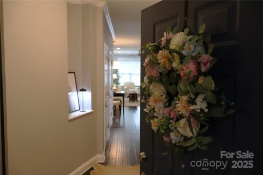 1000 E Woodlawn Road 107