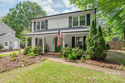 618 Heathermoor Court