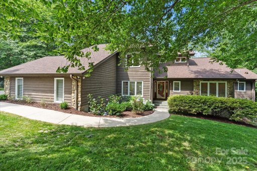 2045 10th Street Lane