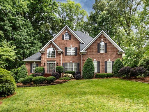 5816 Valley Stream Trail