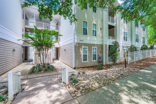 18605 Ruffner Drive 3E