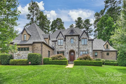 3032 Kings Manor Drive