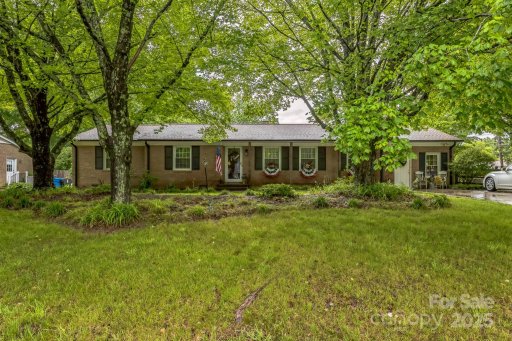 1005 Fieldstone Road