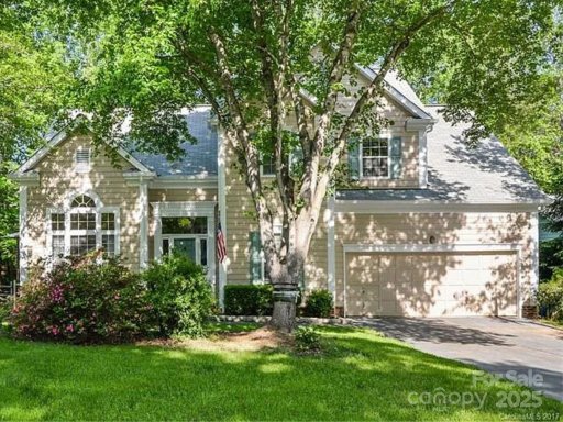 3415 Crescent Knoll Drive