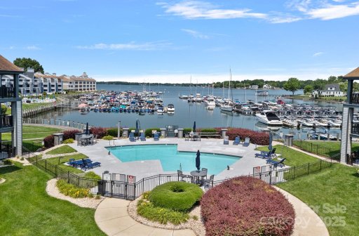 18853 Vineyard Point Lane