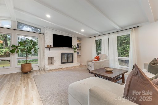 747 Saint Michaels Lane