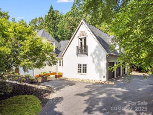 280 Sweetwater Hills Drive