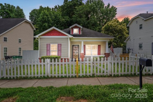 2723 Craddock Avenue