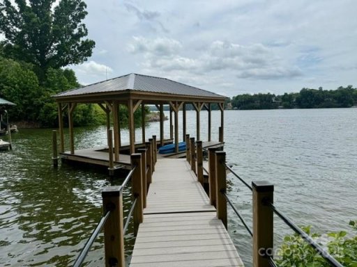 138 Island View Road