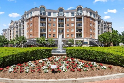 4625 Piedmont Row Drive 712