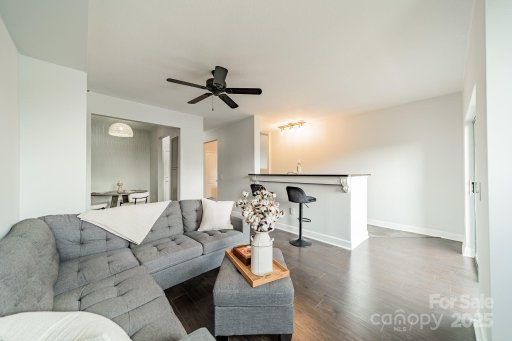 1315 East Boulevard 327