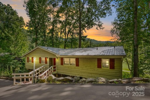 386 Country Club Drive