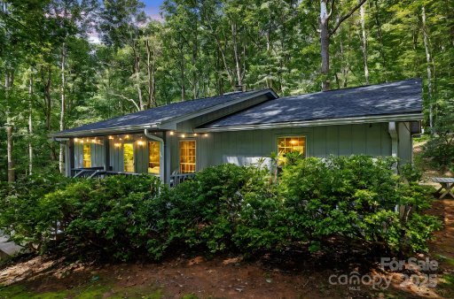 59 Lakeland Drive
