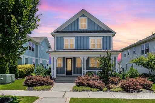 1541 Riverwalk Parkway