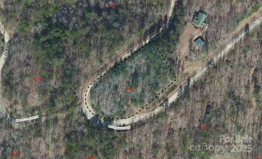 00 Woodchuck Lane 103