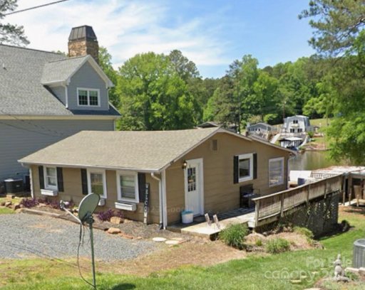 690 Lake Head Road 132