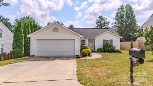 1975 8th Street Lane