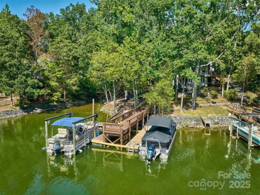 10 Weatherly Way