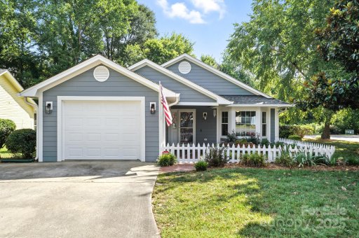 2902 Cherry Blossom Court