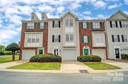 140 Rock Ridge Lane