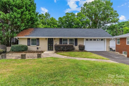 2417 Laburnum Avenue